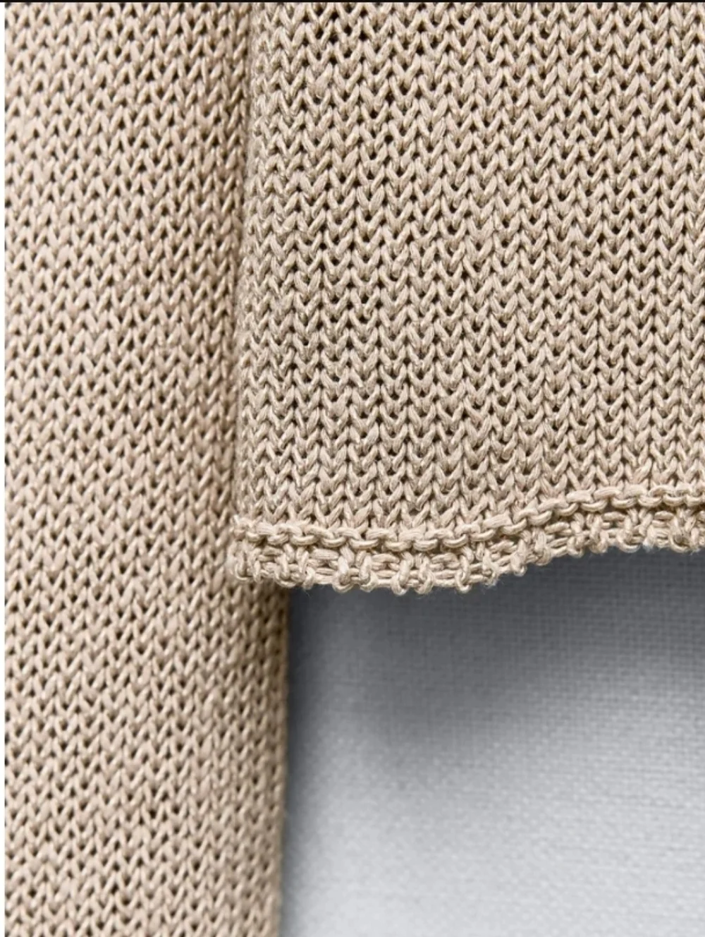 ZARA KNIT LONG FLARED SLEEVE BACKLESS CROPPED SWEATER SIZE SMALL